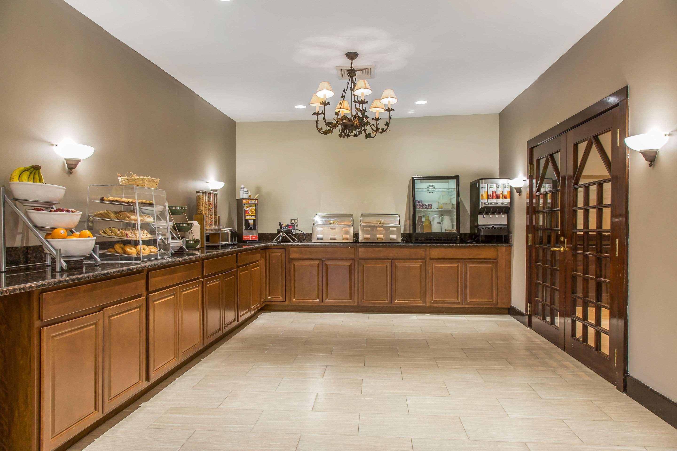 Clarion Inn New London - Mystic Экстерьер фото